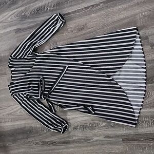 🦜 LOFT striped Wrap midi Dress 🦜
